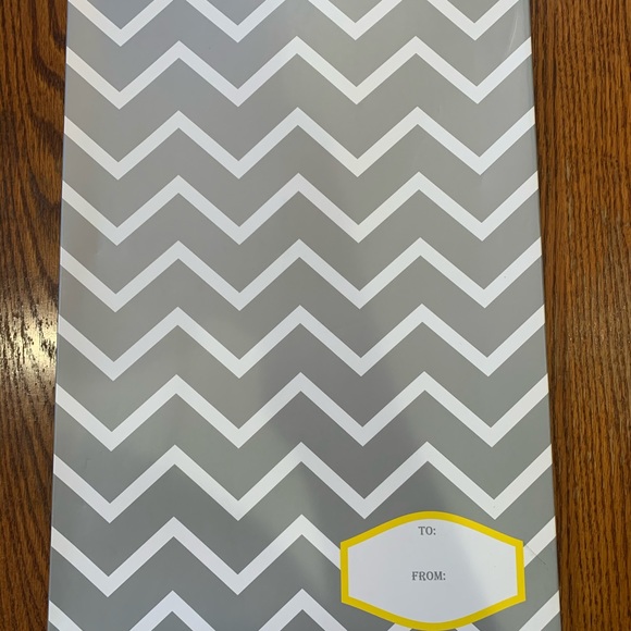 Nordstrom rack Hat & Scarf set in a box - Picture 7 of 9